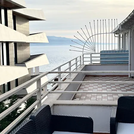 Heaven Penthouse Sea View